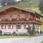 Gumpoldbauer * Maria Alm am Steinernen Meer