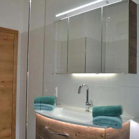 Gumpoldbauer 마리아알름암스타이너르넨미어