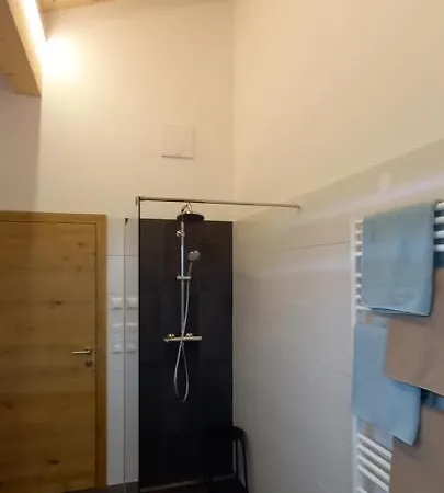 팜스테이 Gumpoldbauer *