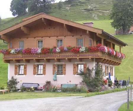 Gumpoldbauer * 마리아알름암스타이너르넨미어